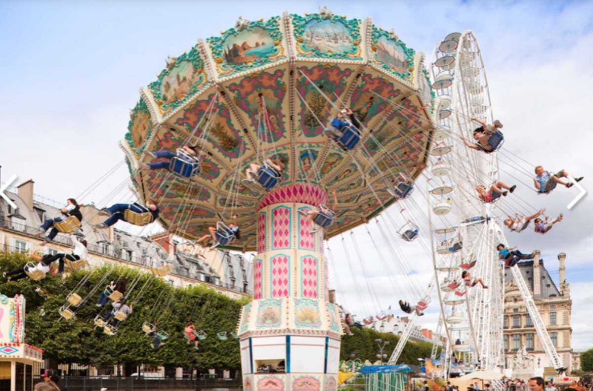 Fun Fair in Paris "LIVE" as day 3 of my challenge — ChantalTV